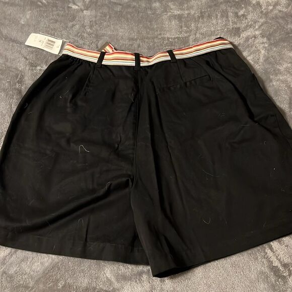 Jennifer Moore Women’s Black Shorts - Picture 2 of 6